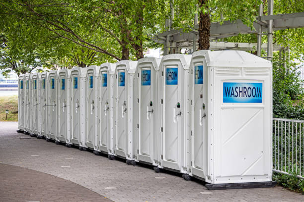 Best Portable toilet rental cost  in Oatfield, OR